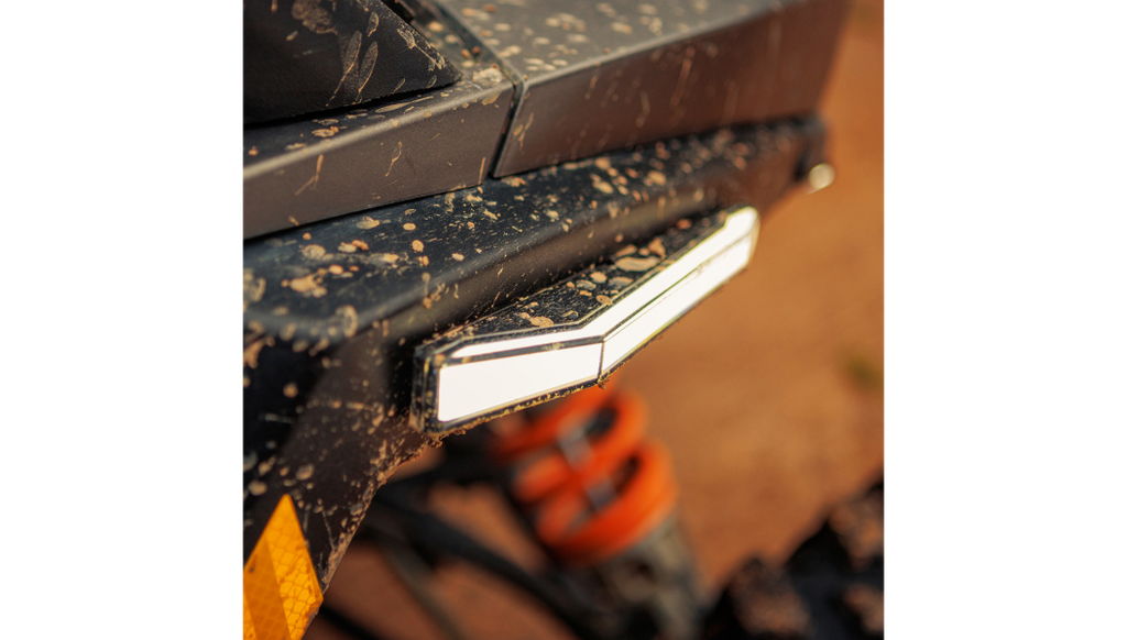 Apex Lights™ - Running - White - RZR Pro R 2020-2246