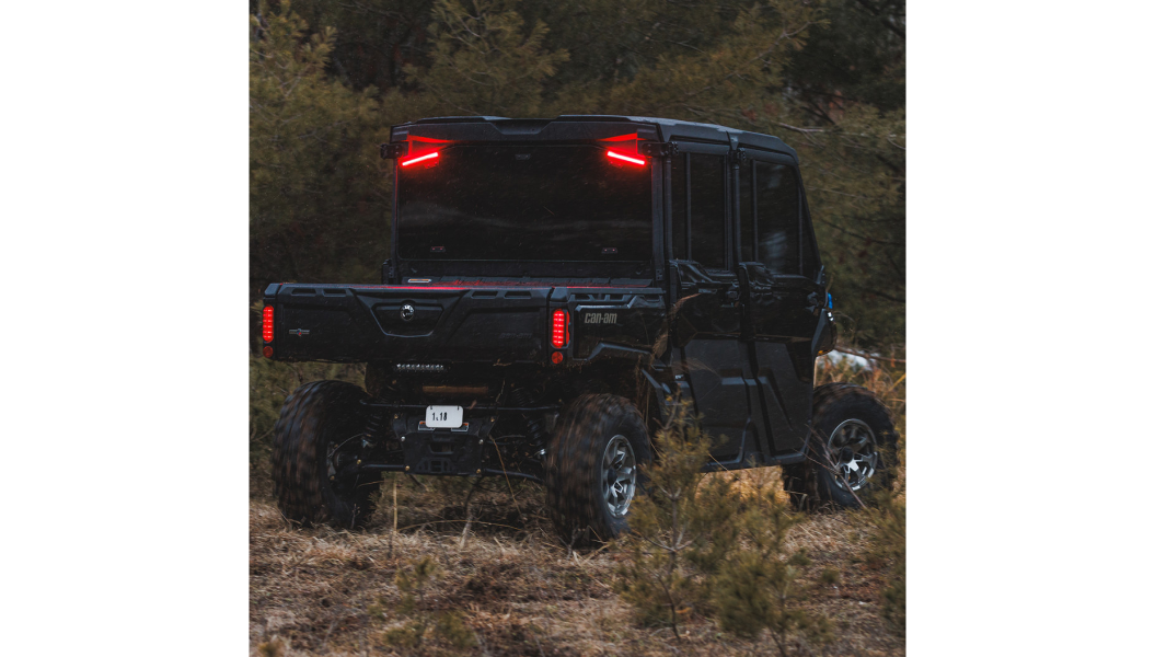 Running/Brake Light - Red - Defender 2020-2255